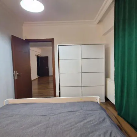 Sabiha Goelcen Dlk Deluxe *