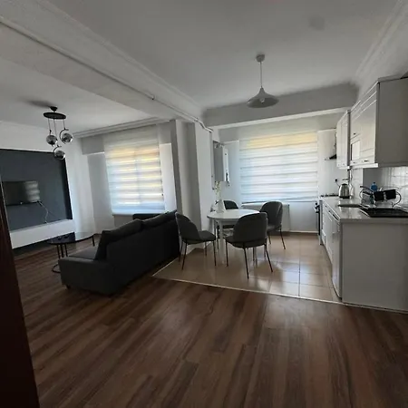 Apartment Sabiha Goekcen 5 Dk A Havuzlu Otoparkli Yesillikler Icinde *